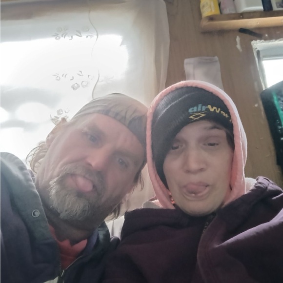 Meet your Posher, Heather - Picture 2 of 2